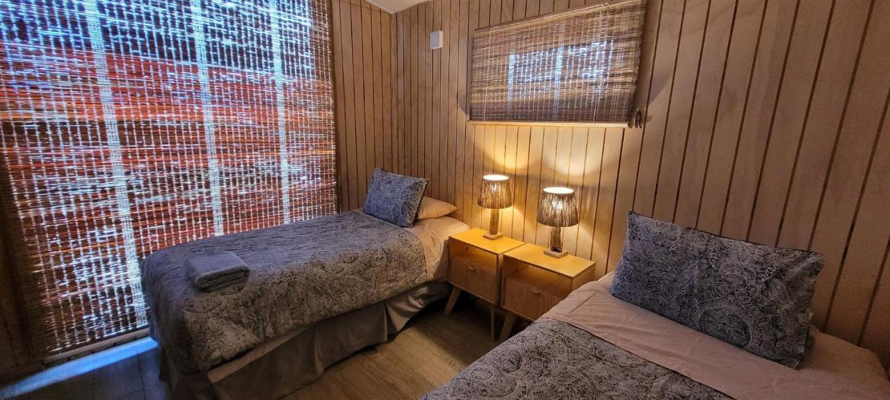 Cabana En Laguna Azul Patagonia Bagual Villa Torres del Paine National Park Ngoại thất bức ảnh